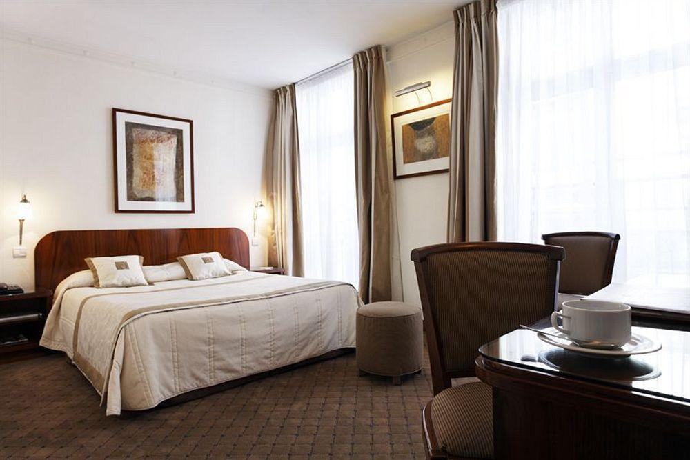 Hotel Opera Richepanse Párizs Szoba fotó